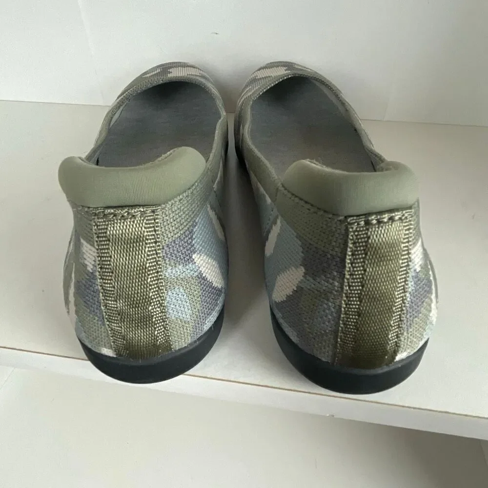 Clarks Carly Wish Ballet Flat Camouflage 6.5